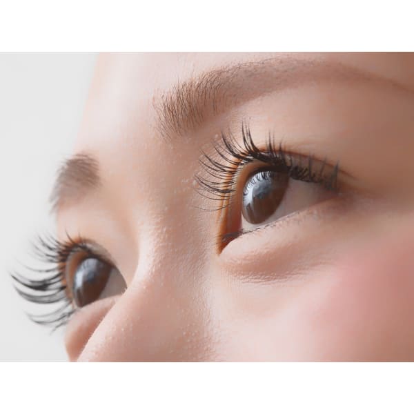 【＊ご新規様限定＊】上まつ毛エクステ120本まで★美容液コーティング仕上げ★