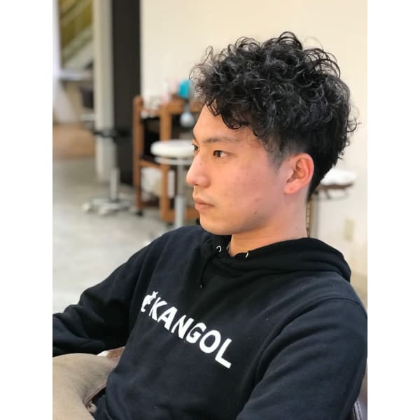 【新規限定】メンズカット＋デザインパーマ　￥13200