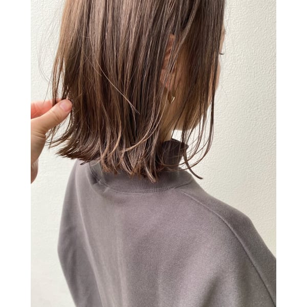 光色イルミナカラー＋SILK.TR＋カット（Grey＋￥550）