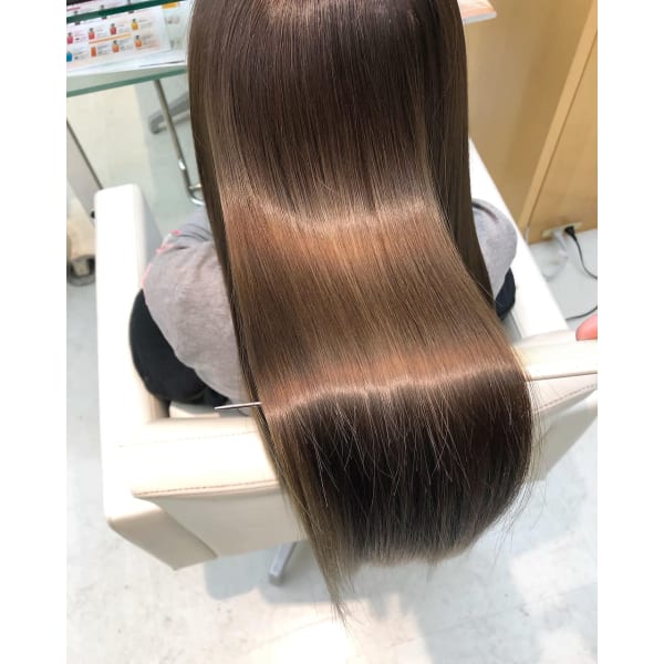 【最上級】髪質改善プレミアムストレートエステ＋カット￥31350→¥25080