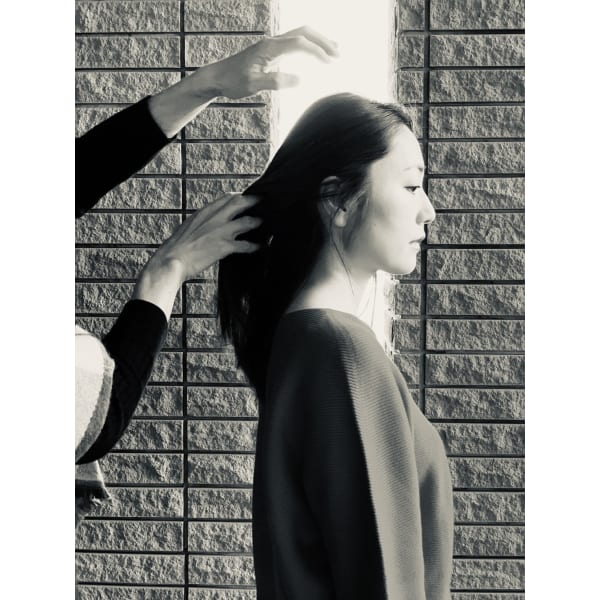 平日限定！髪質改善トリートメント! 素直な髪に。熱を利用し艶とまとまりを。通常価格￥22,000～