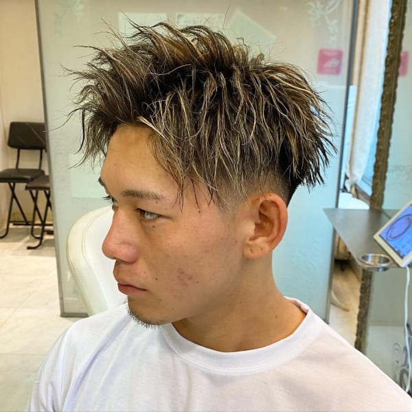 ハイトーンでイメチェン!【メンズ限定】野木が担当カット+ブリーチ+カラー¥24,200→18,150