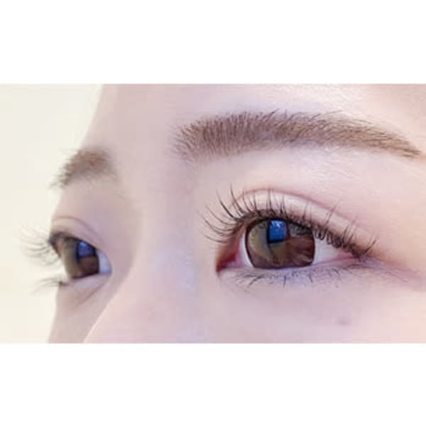 人気No.1【パリジェンヌ&アイブロウスタイリング】