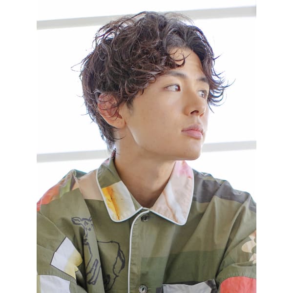 メンズ限定！お洒落はすぐそこ♪カット+パーマ　￥10120→￥9620