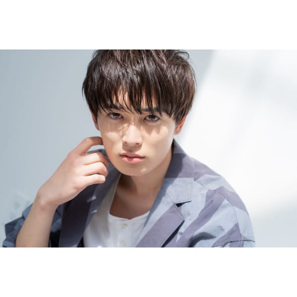 【頭皮もリフレッシュ♪】メンズカット＋炭酸スパ＋眉カット