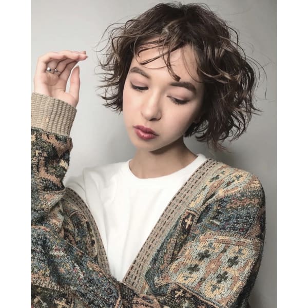 [毎日のスタイリングが楽に]カット＋デジタルパーマor水パーマ  10900→