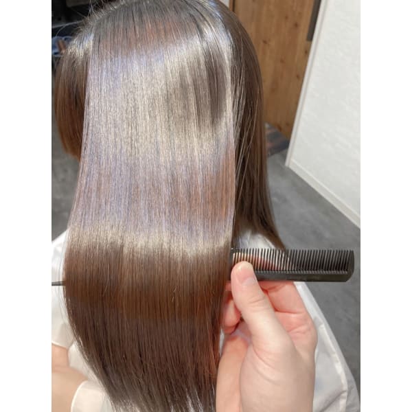 【圧倒的低ダメージ・柔らかい手触り】ココナッツ縮毛矯正+カット+魔法バブル+トリートメント