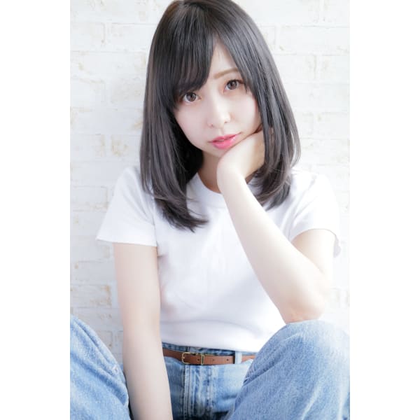 【大人気!!】★イルミナカラー + トリートメント ¥7600-