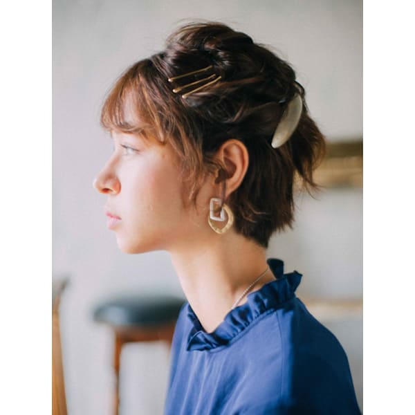 ねじりボブアレンジ