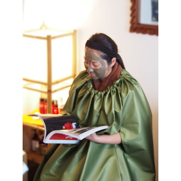 【お悩み別】毛穴ケアフェイシャル90分よもぎ蒸し付き