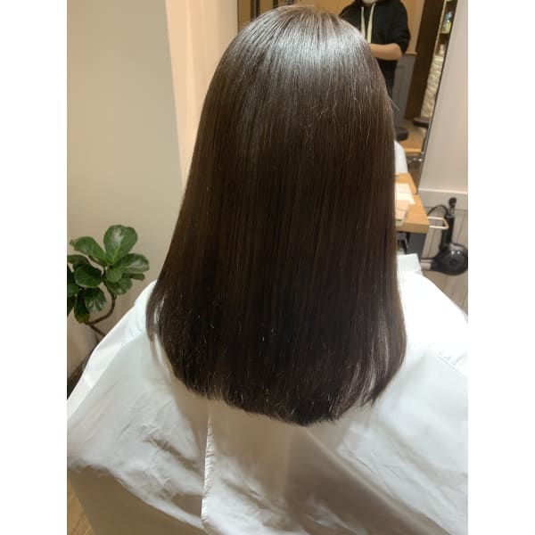 カット＋ナノコラーゲン縮毛矯正＋前処理剤