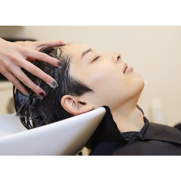 【メンズ限定】カット+炭酸スパorアデノバイタル　7000円