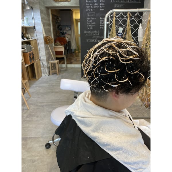 メンズハイライト（白髪ぼかし）＋カット¥14,300