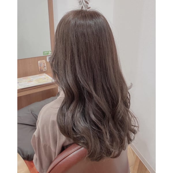 【平日期間限定価格】カット+美肌判断付イルミナカラー¥11,000→¥6,000