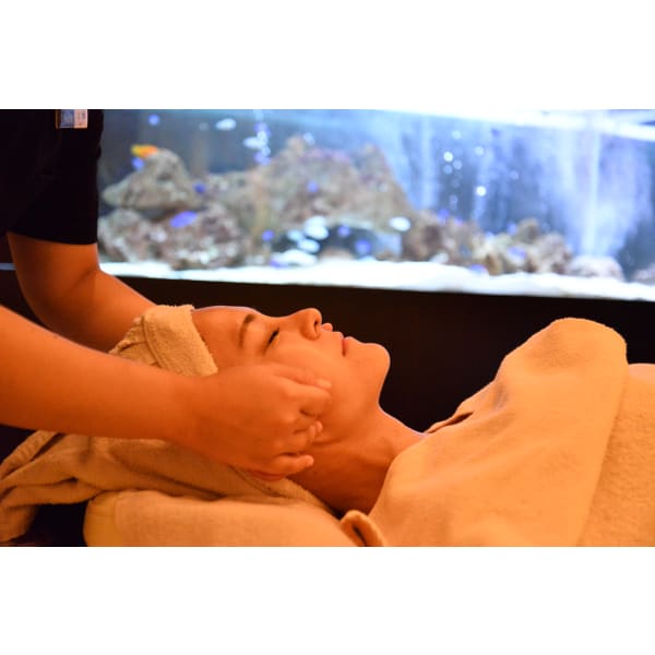 浮腫み改善フェイシャル　ヘッドマッサージ付き♪