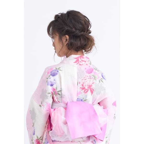 [電話予約のみ受付中]浴衣＋ヘアセット ￥8410