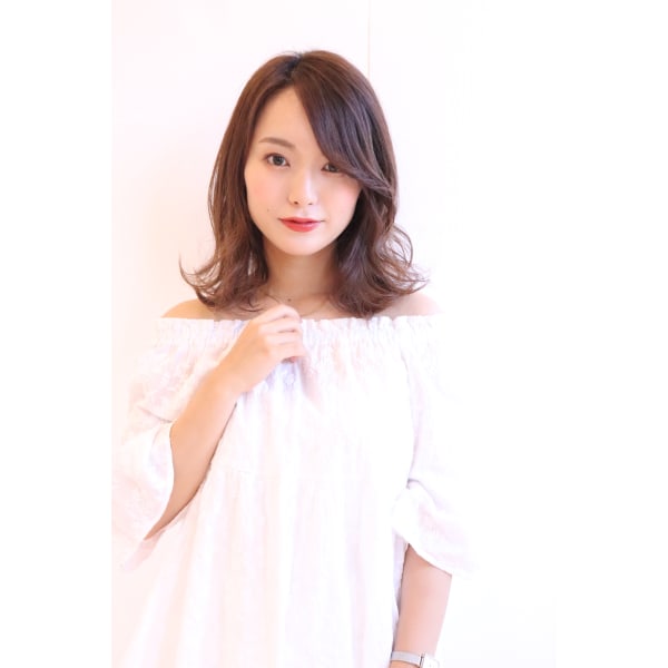 人気No.1小顔カット+カラー￥5980