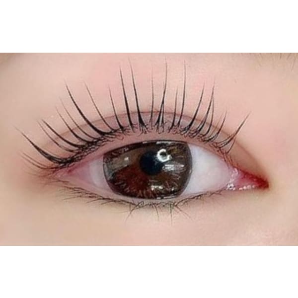 【再来】パリジェンヌラッシュリフト+高濃度トリートメント付き♪ ¥5,500