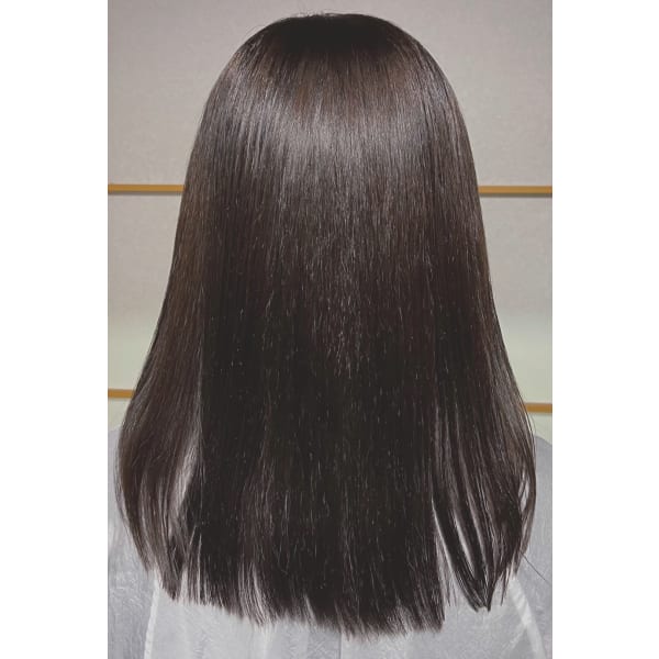 強いクセ毛や傷んだ髪もサラツヤに！「スーパードリーム縮毛矯正』