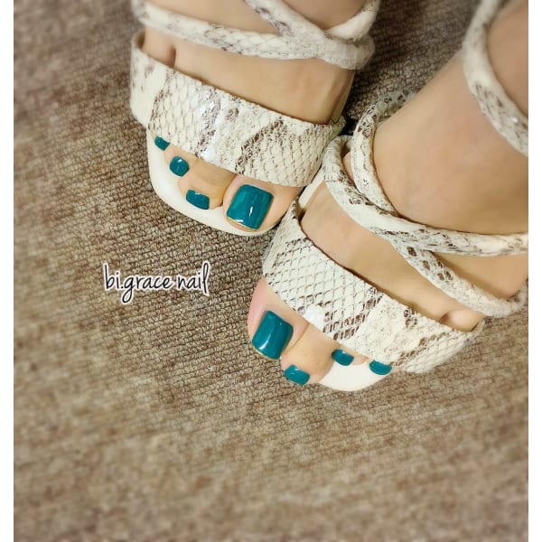 オフ＆ウォーターケア付きフットジェル・シンプルコース☆３回目まで同価格