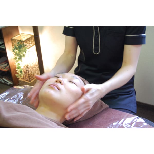 【平日限定！】プチフェイシャル＋肌判断付き