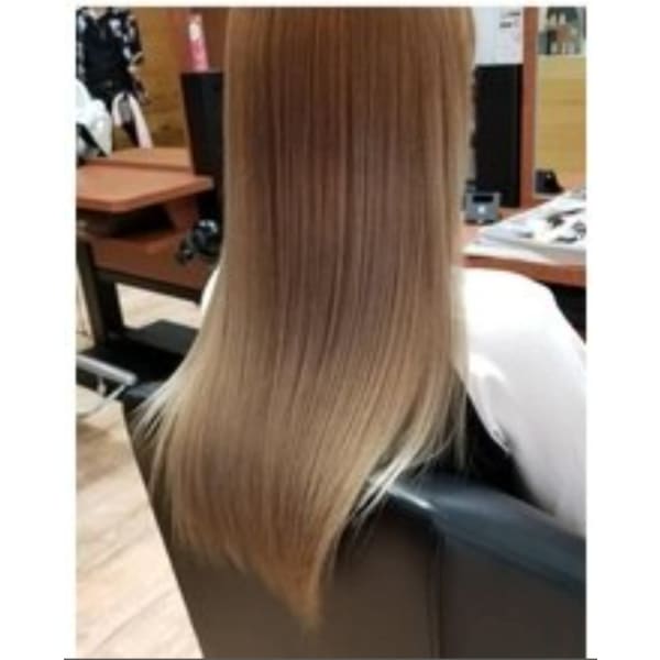 【ネット予約限定】ドライカット＋酸熱ウルティアトリートメント