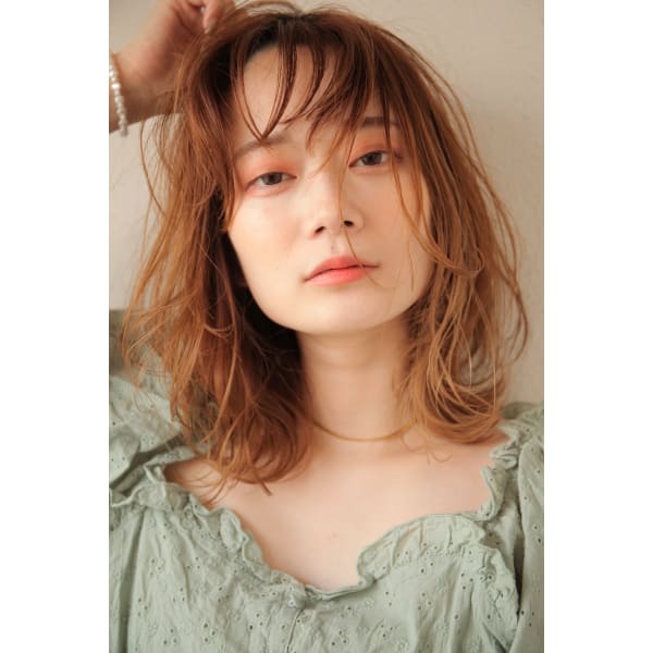 【カット+ケアカラー+4STEPAujuaトリートメント】人気No.1  ￥9900