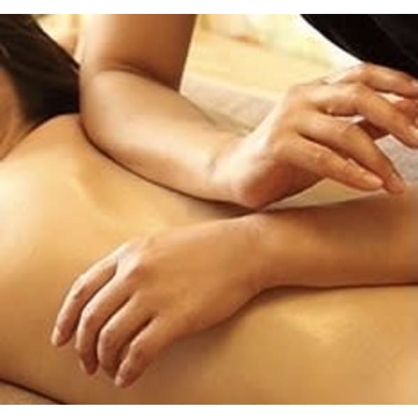 AROMAリンパケア 全身 60分 ¥6,600→¥4,620