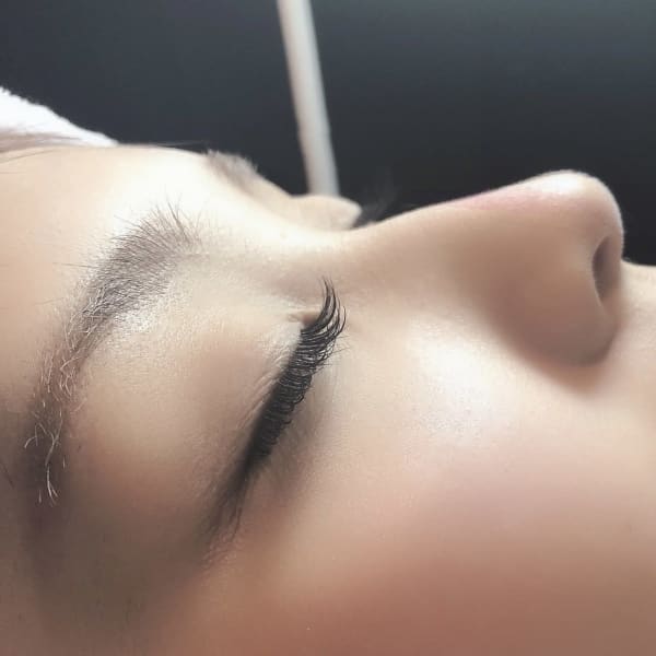 フラットラッシュ　他店オフ無料　８０本まで+コーティング付き　￥5500