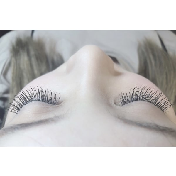 フラットラッシュ　他店オフ無料　１００本まで+コーティング付き　￥6050