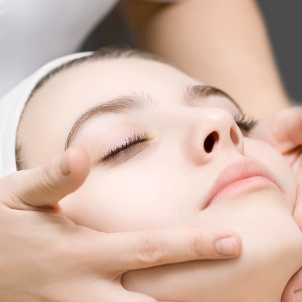 フェイシャルエステ【体験】