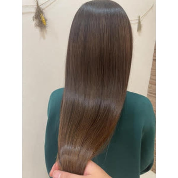 【髪質改善】カット+酸性ストレート+Aujuaトリートメント　￥19200