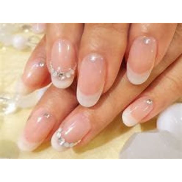 [初回オフ無料]ハンドケア込★シンプルデザイン（カラグラ、フレンチ）￥5980