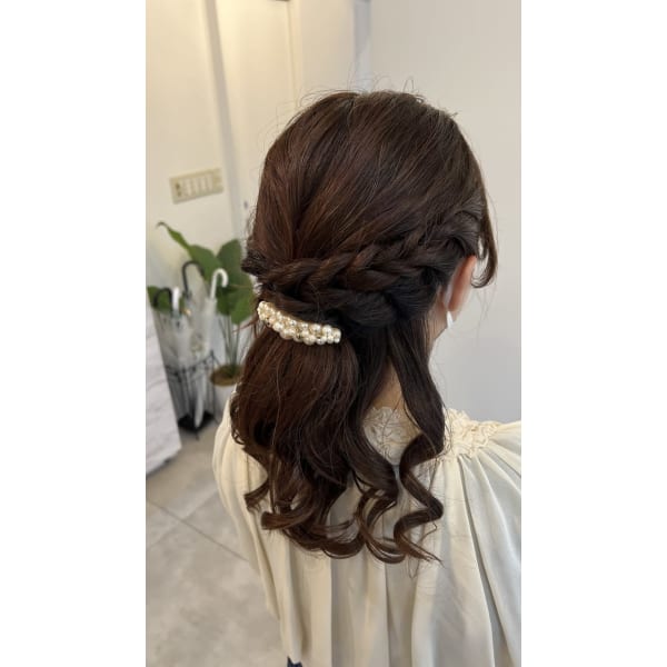 【ヘアセット】ハーフアップ¥4000