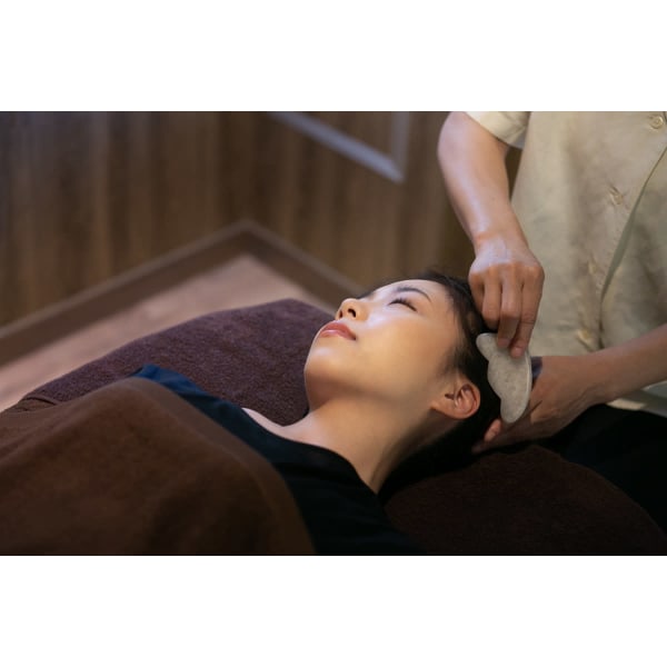 スッキリ首肩こり解消◎ヘッド整体+頭蓋骨調整+首筋おり◎60分 7,100円