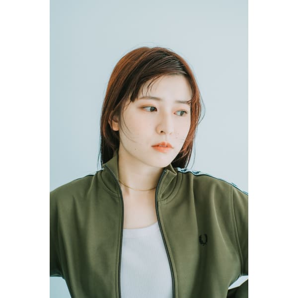 【毎月キレイに♪】潤い艶リタッチカラー♪+カット+薬剤除去¥4400