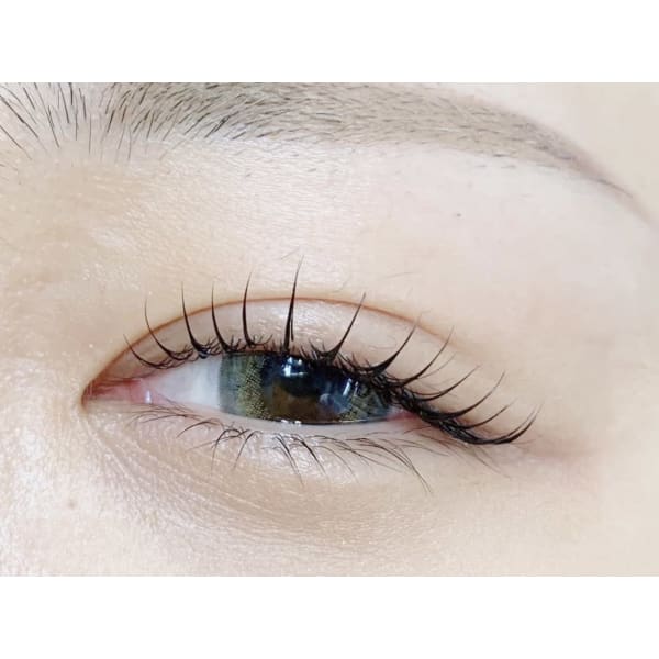 新登場≪束感仕上げ≫束巻きまつ毛パーマ ¥5,000