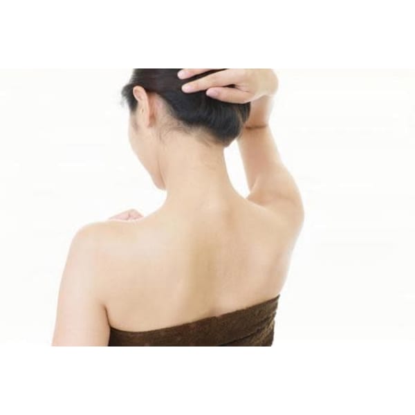 【まとめ髪もスッキリ綺麗♪】新しい定番！うなじ脱毛◆¥4400→3900