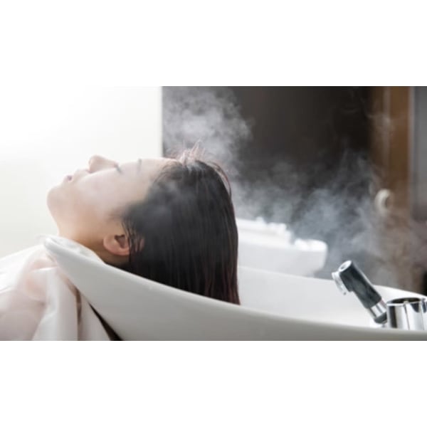 【頭皮をケアし美髪へ】　カット&癒しのデトックスヘッドスパ￥9,900→￥8,900