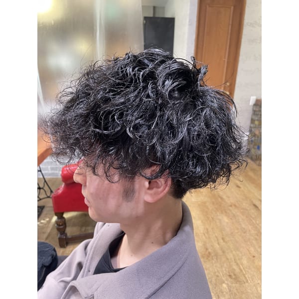 メンズカット+シャンプー+ツイストパーマ¥11000