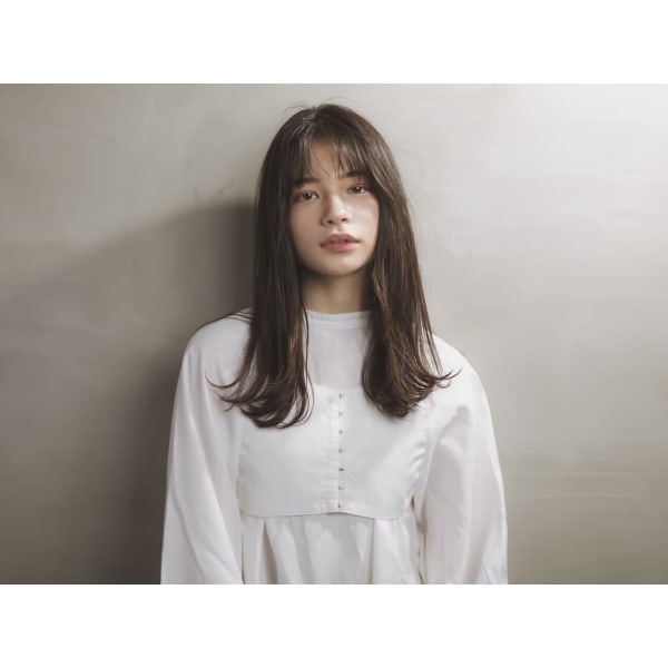 【自然なシルエットで大人気！】縮毛矯正ストレート＋カット￥14,300～￥16,500