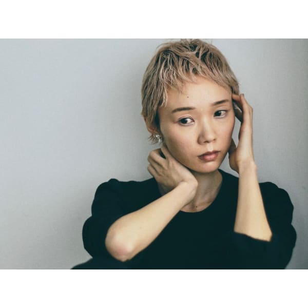 【ブリーチ毛対応パーマ】カット＋酸性ケアパーマ＋アミノTr 24200→18000