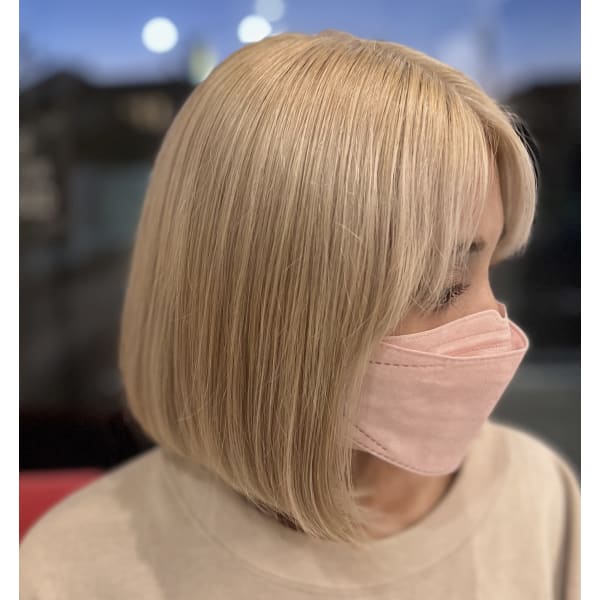 【初回限定】ケアブリーチ+高彩度カラー+スペシャルトリートメント￥22660→￥13900