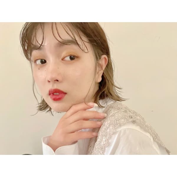 カット+ツヤカラー+たっぷり栄養補給トリートメント￥14850→￥7700