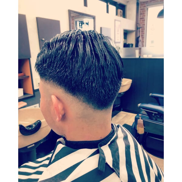 フェードカット＋シェービング+眉カット＋シャンプーーブロー