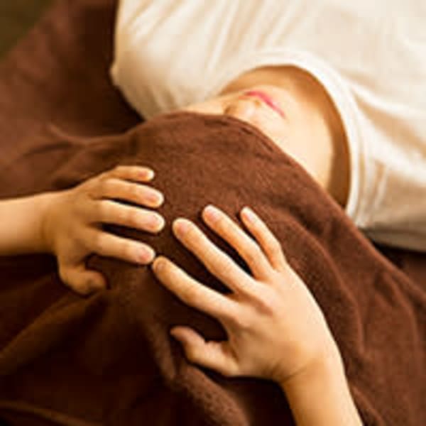 【首・肩の辛い方】もみほぐし40分＋ドライヘッド＆オイルネック20分