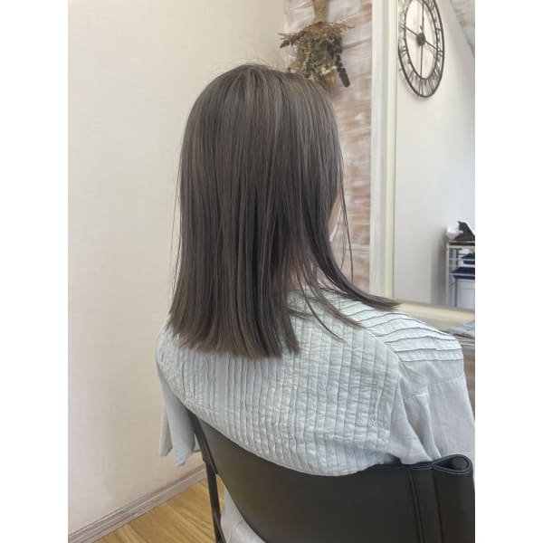 酸性ストレート+カット(トリートメント)