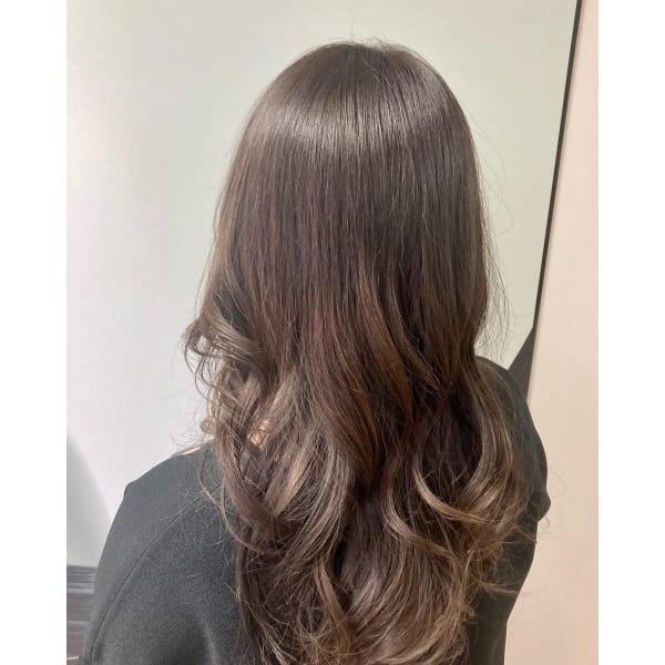 【夏の紫外線で敏感な頭皮に/優しくケア】カット＋ヴィロドラカラー＋髪質改善トリートメント＋炭酸泉