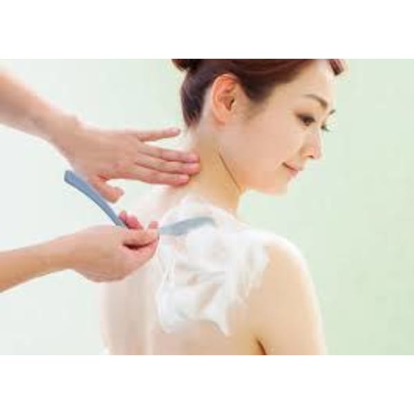 【ブライダル】＆【前撮り写真】指先まで綺麗にブライダル小顔エステシェービング。（ドレス映え）