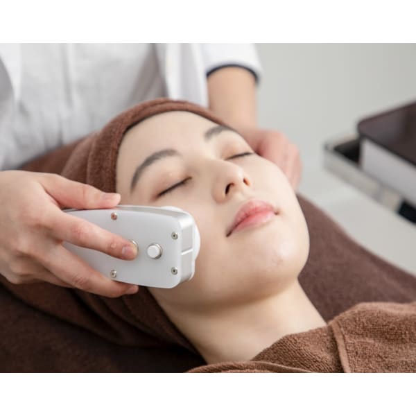 [初回体験] 肌質改善コース 皮膚科医監修　施術時間約80分